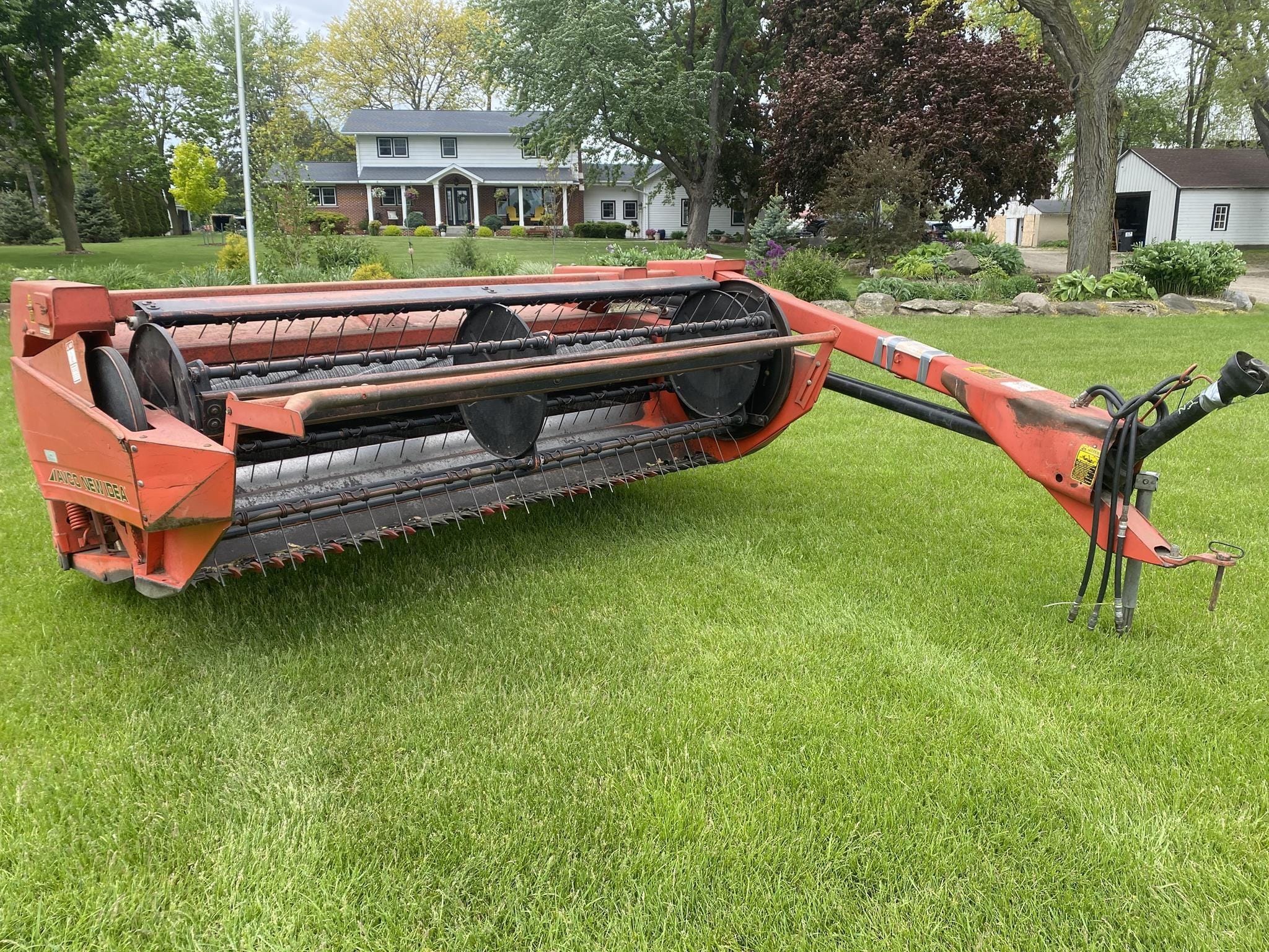 New Idea 509 Equipment Image0