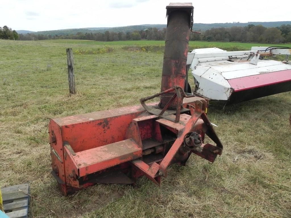 New Idea 517 Equipment Image0