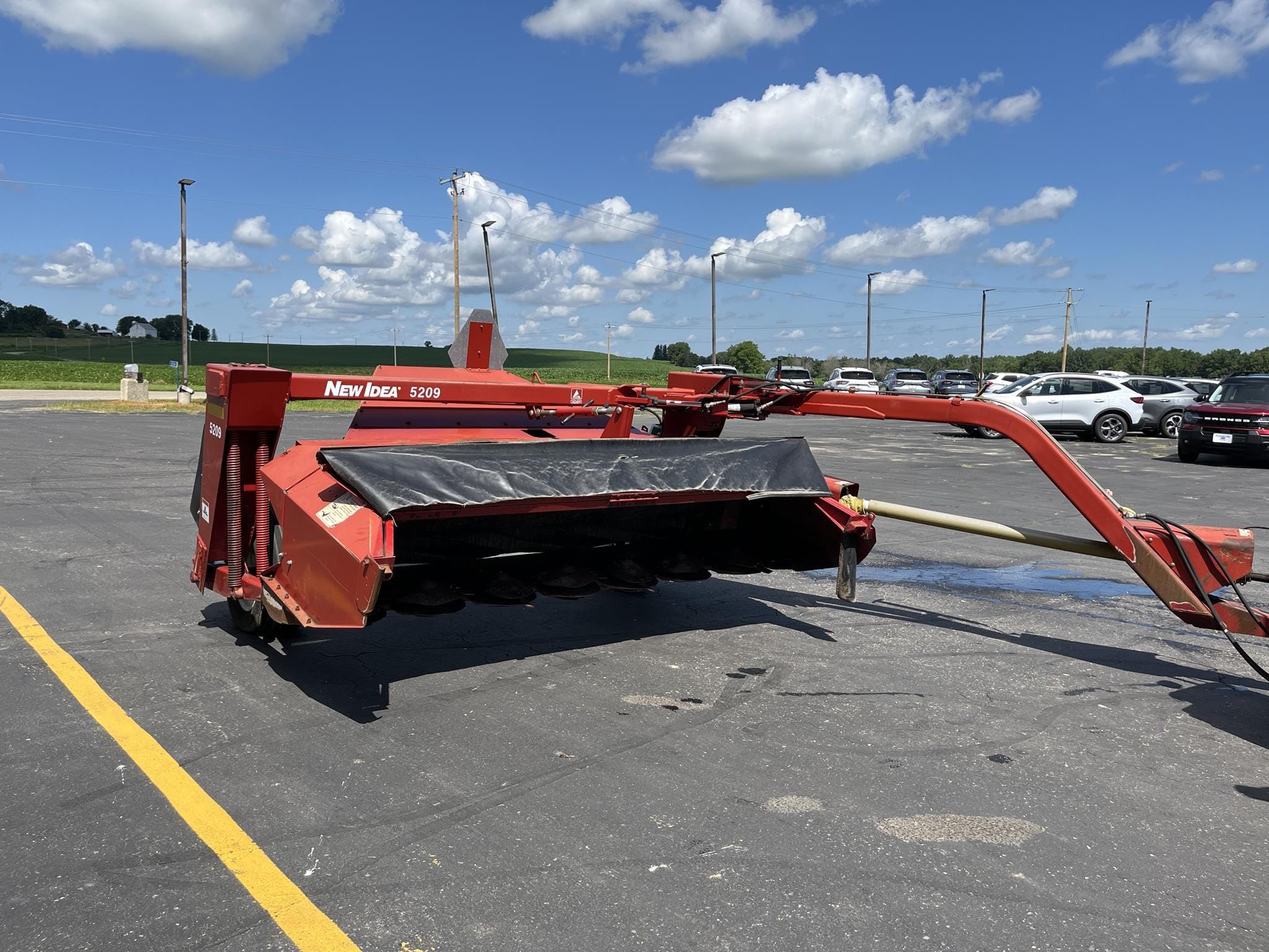 New Idea 5209 Equipment Image0