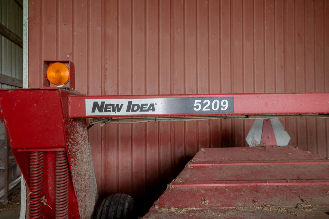 Image of New Idea 5209 Image 1