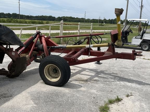 New Idea 5410 Equipment Image0