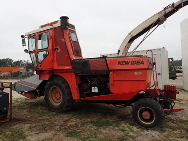 Image of New Idea 709 equipment image 1