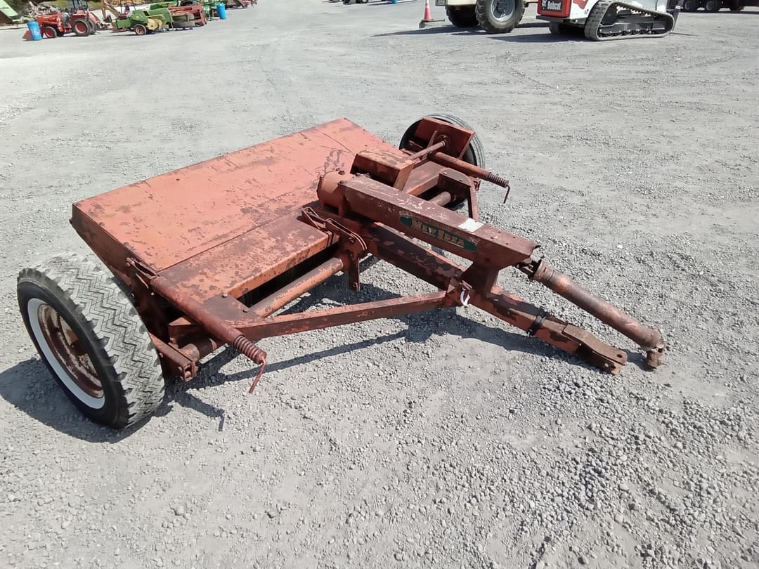 Image of New Idea 752 Primary image