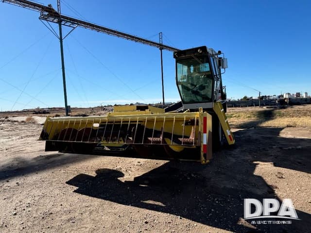 Image of New Idea 803C equipment image 2