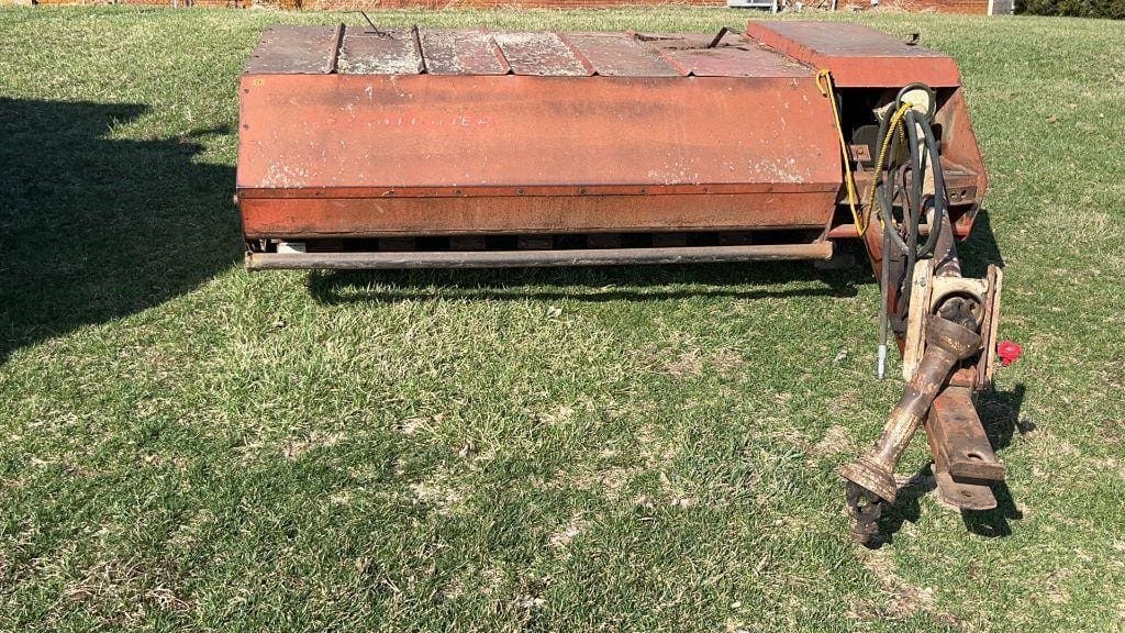 New Idea 272 Equipment Image0