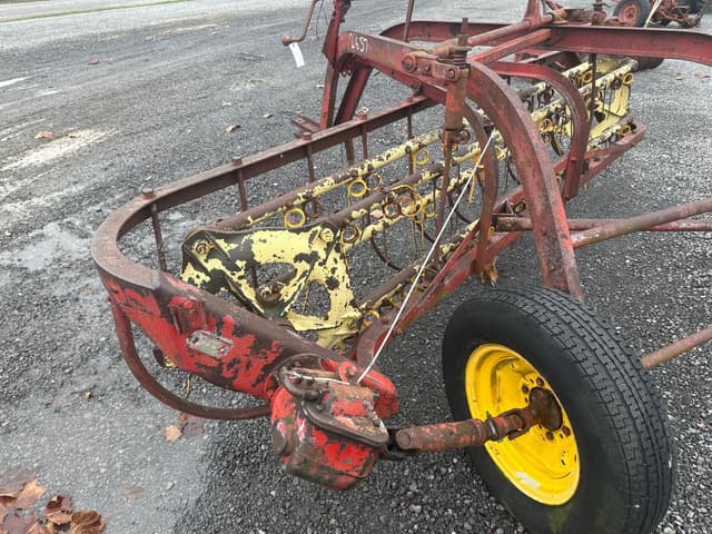 Image of New Idea 400 equipment image 4