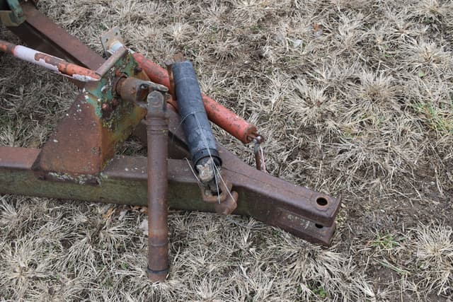 Image of New Idea 215 equipment image 4