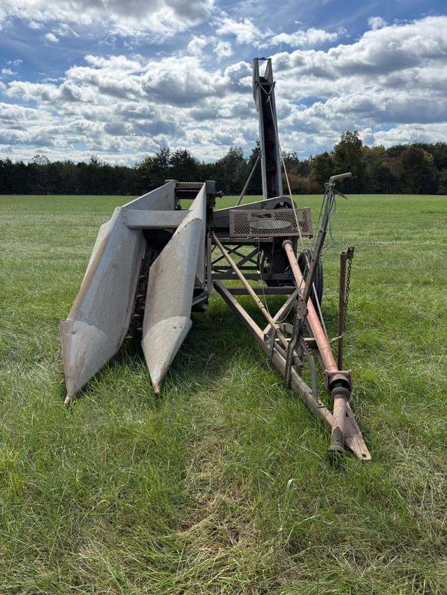Image of New Idea 309 equipment image 1
