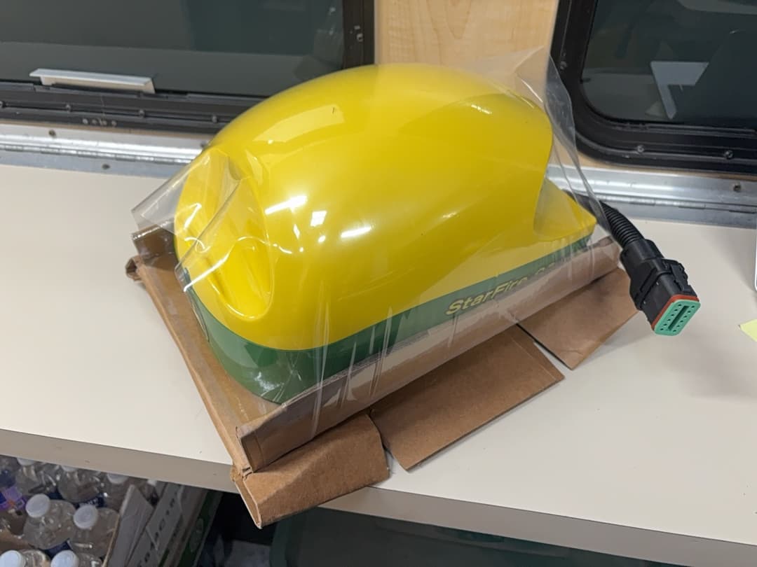 Image of John Deere StarFire 6000 Primary image