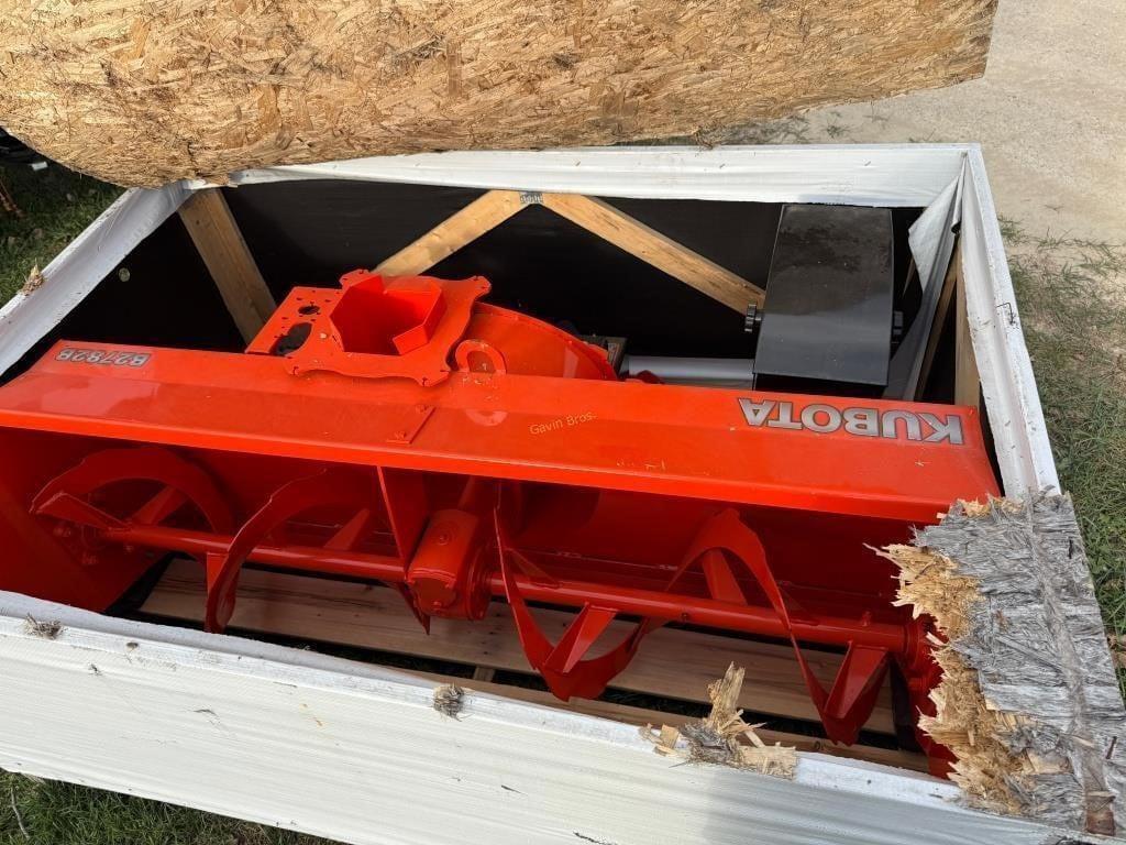 Image of Kubota B2782B Image 1