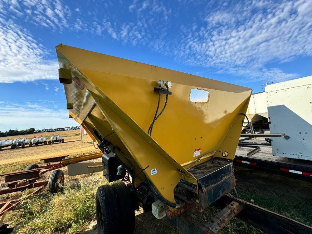 Main image New Leader 545968D1-11