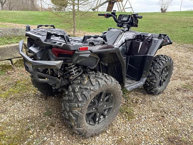 Image of Polaris Sportsman 850 equipment image 2