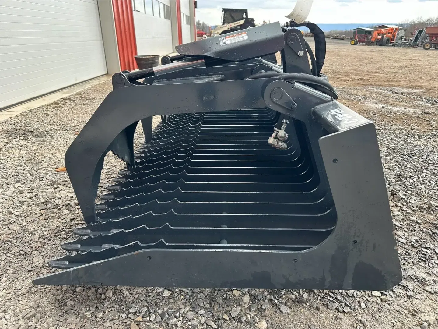 2025 Stout HD-82-3 Equipment Image0