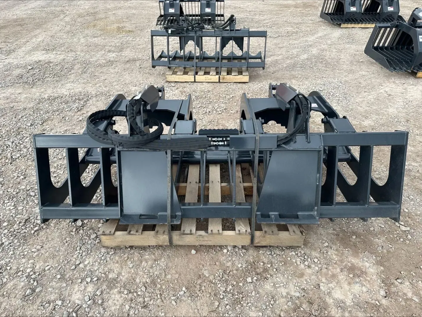 2024 Stout 84-6 Equipment Image0