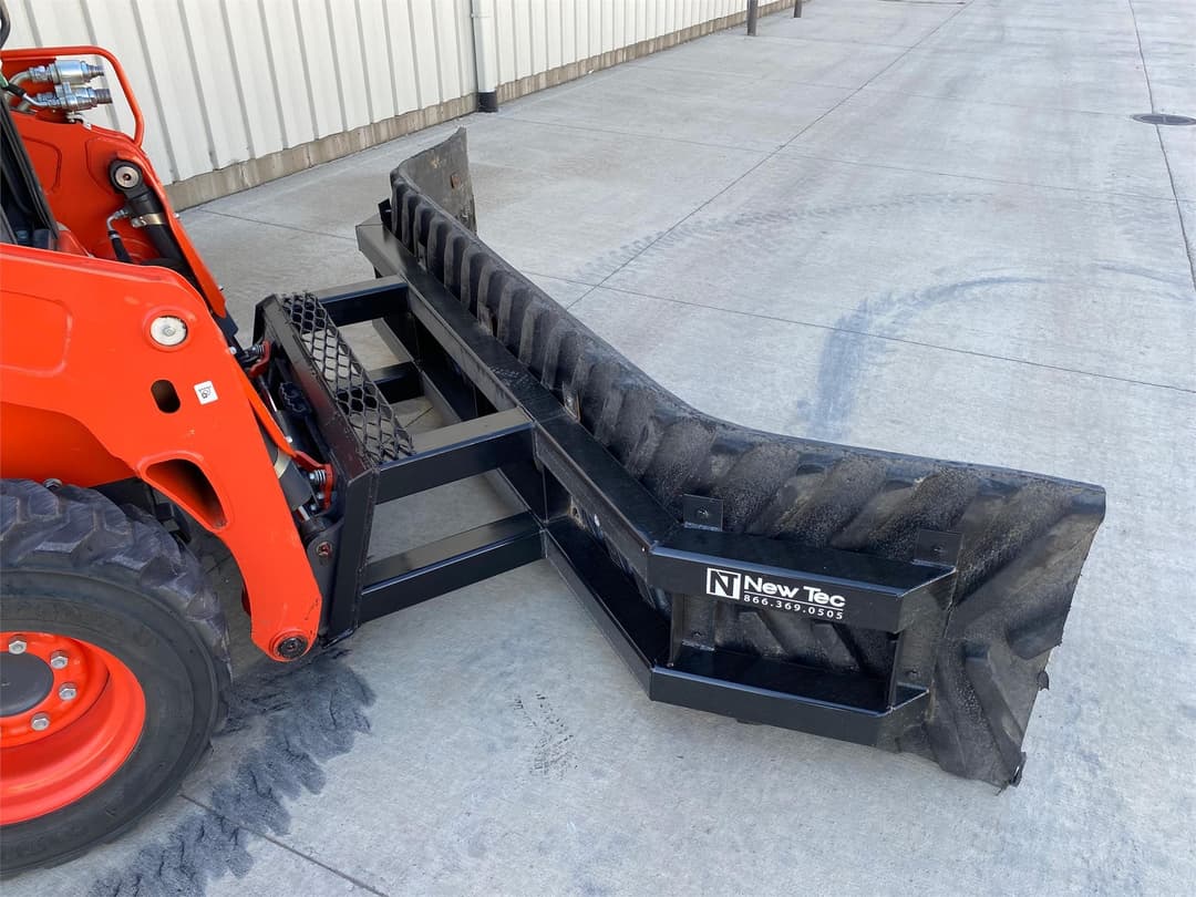 Image of Kubota SSV65 Image 1