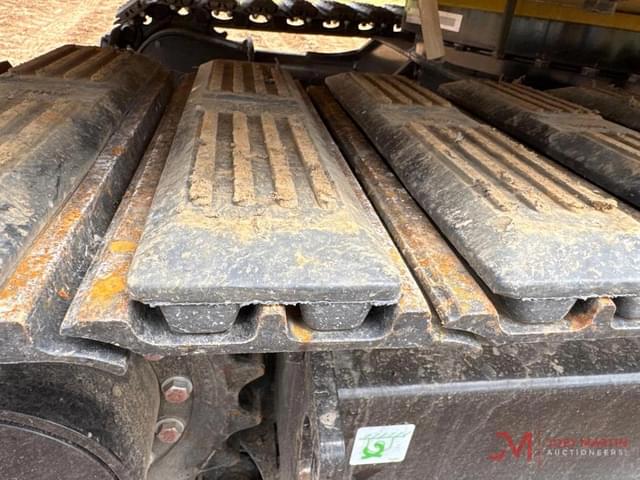 Image of Caterpillar 305.5E2 equipment image 4