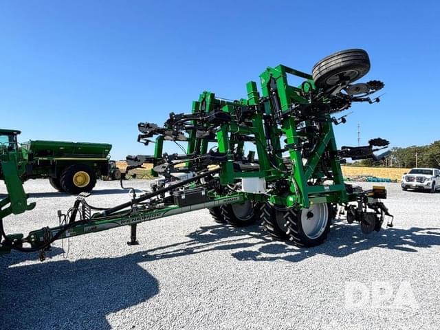 Image of Unverferth Renegade 3500 equipment image 1