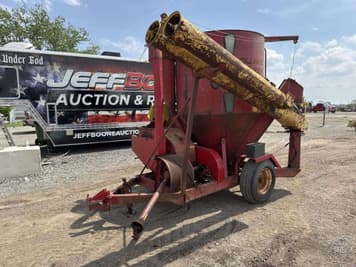 Main image New Holland 352