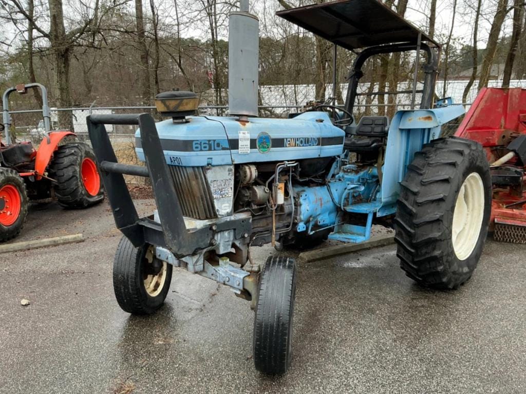 New Holland 6610 Equipment Image0