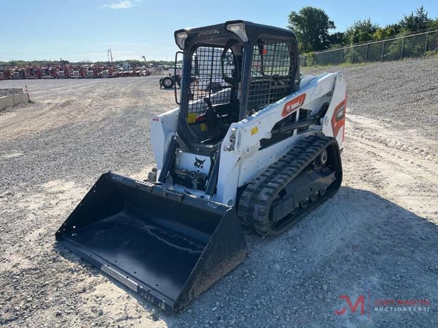 Image of Bobcat T550 equipment image 3