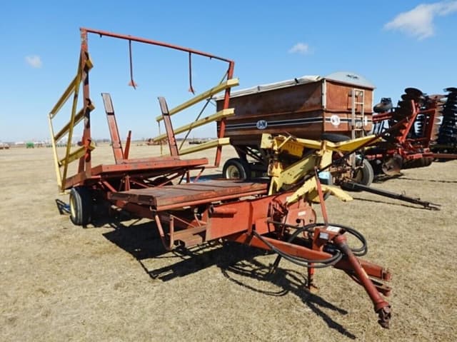 Image of New Holland 1002 equipment image 1