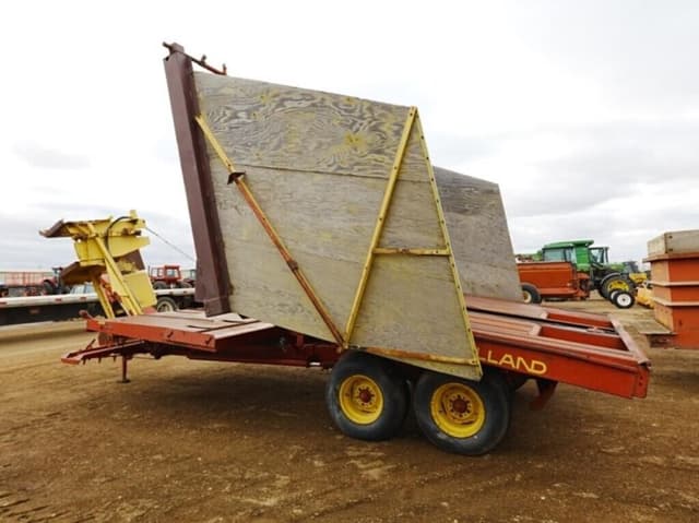 Image of New Holland 1034 equipment image 4