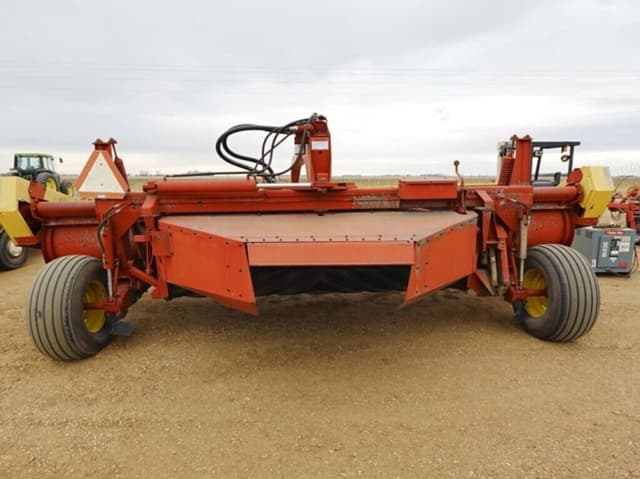 Image of New Holland 116 equipment image 2