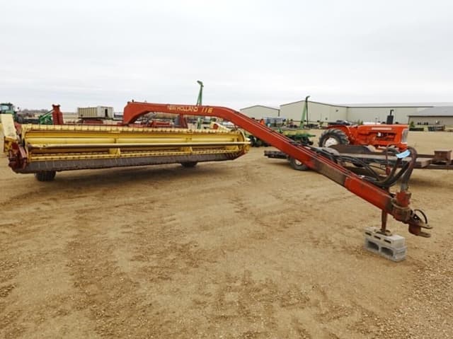 Image of New Holland 116 equipment image 4