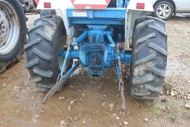 Image of New Holland 1320 equipment image 2