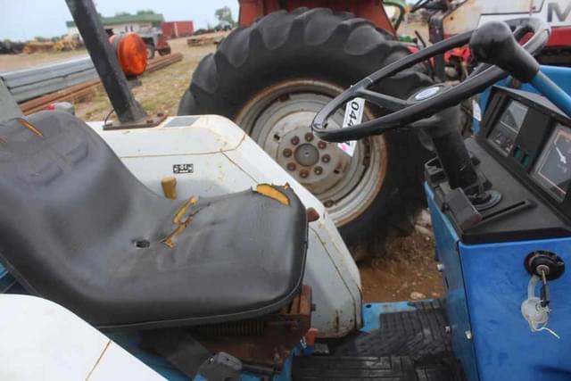 Image of New Holland 1320 equipment image 4