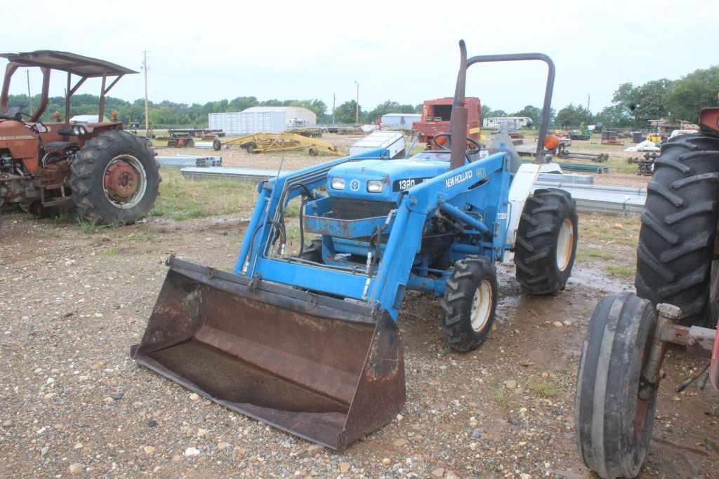 Image of New Holland 1320 Primary image