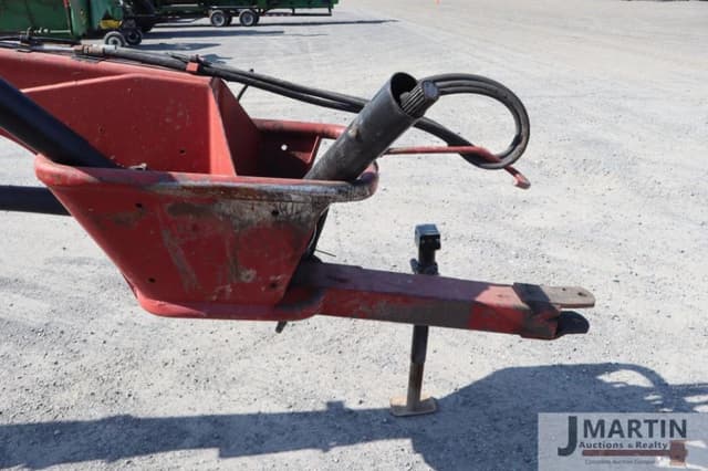 Image of New Holland 1431 equipment image 4