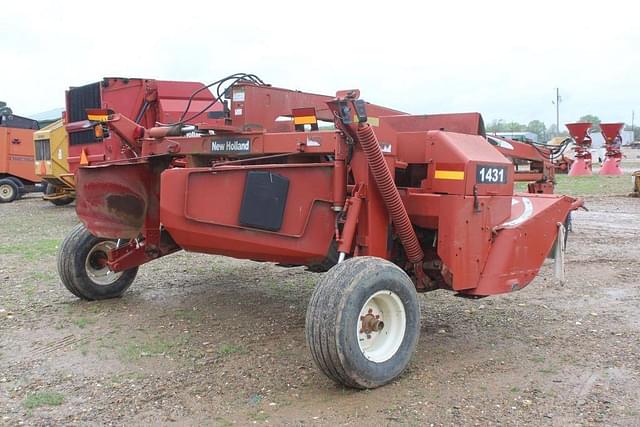 Image of New Holland 1431 equipment image 1