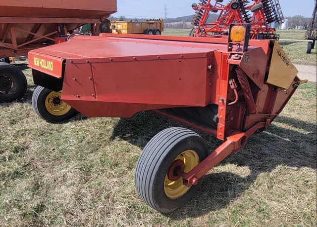 Image of New Holland 1465 equipment image 4