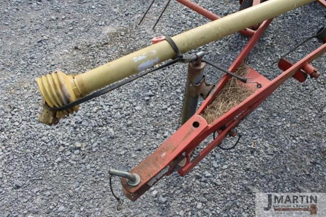 Image of New Holland 163 equipment image 4