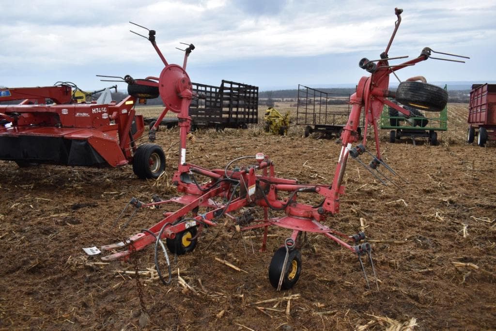 Image of New Holland NH163H Primary image