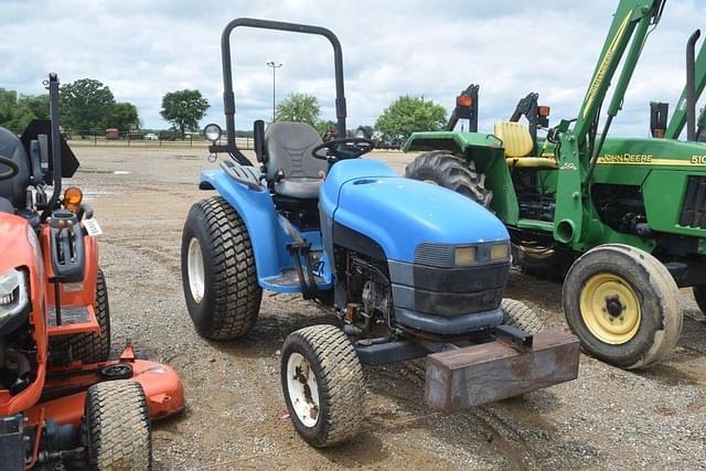 Image of New Holland 1725 equipment image 3