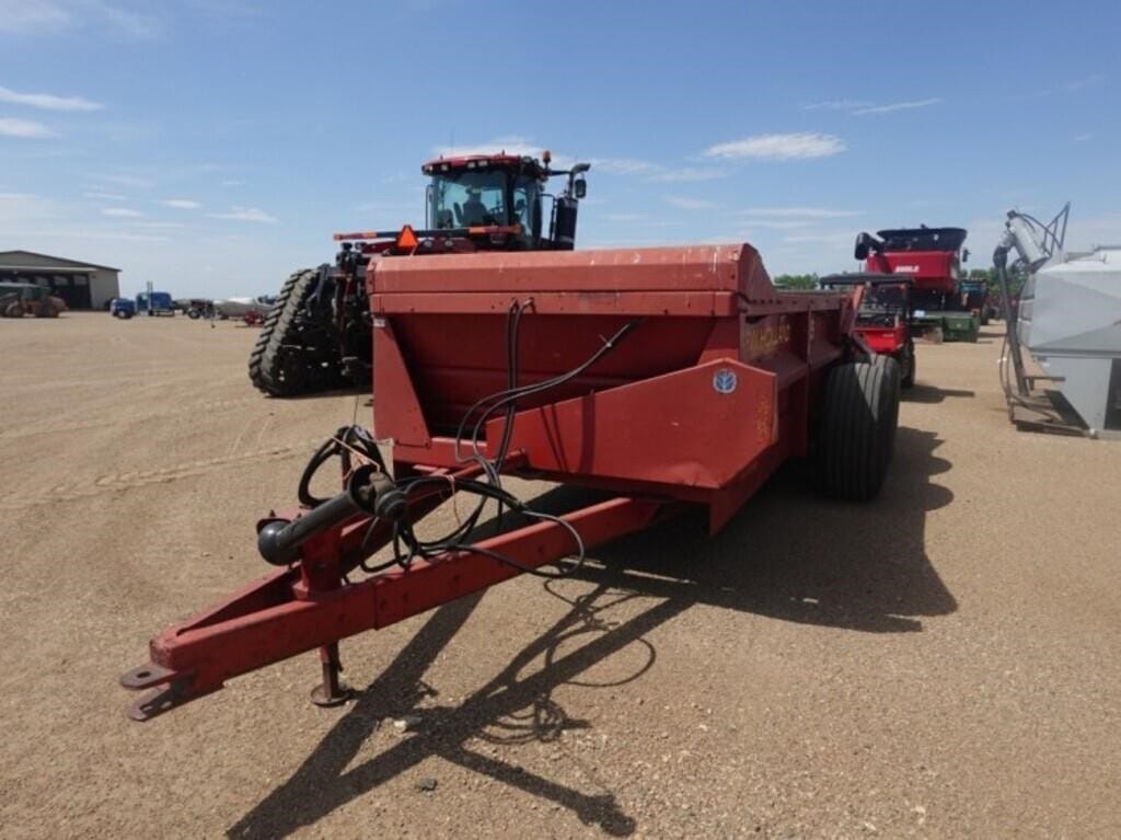 New Holland 195 Equipment Image0