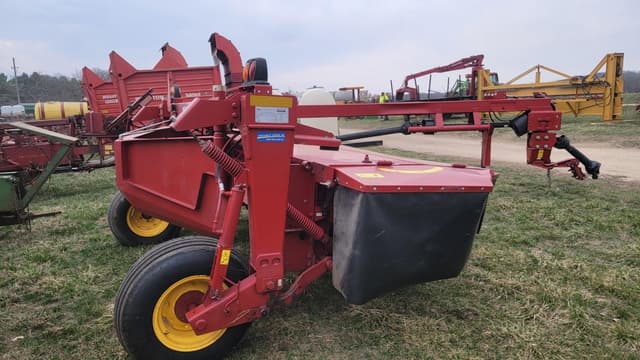 Image of New Holland 210 equipment image 4