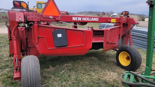 Image of New Holland 210 equipment image 2