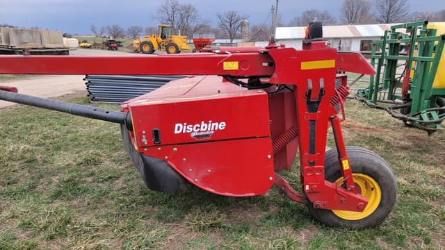 Image of New Holland 210 equipment image 1