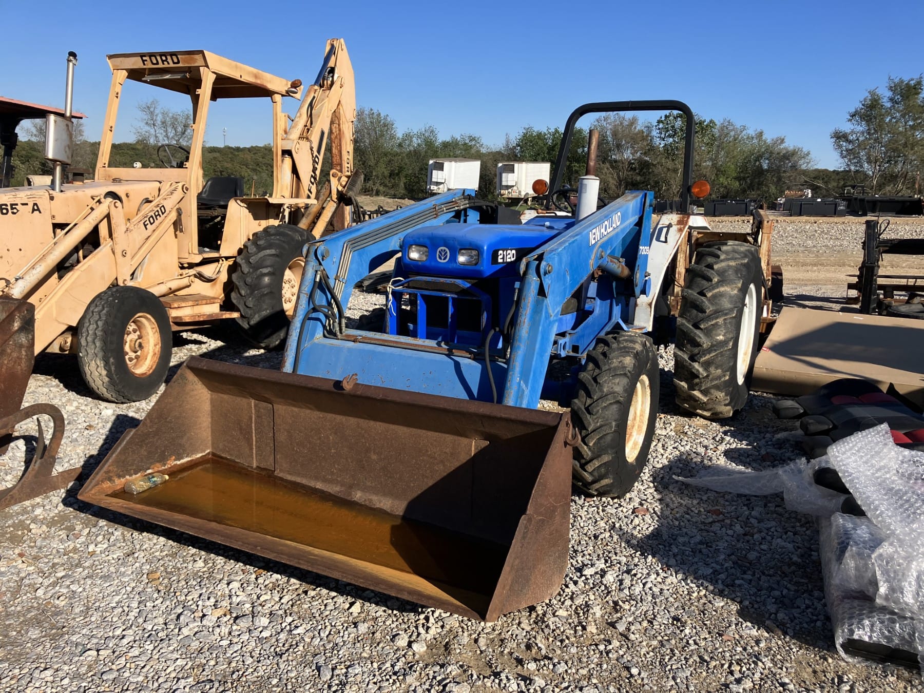 Main image New Holland 2120