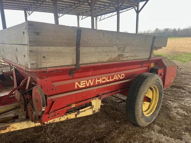 Image of New Holland 213 equipment image 1