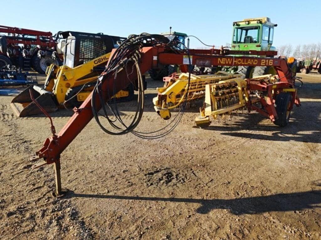 Image of New Holland 216 Primary image