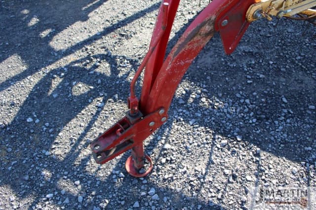 Image of New Holland 256 equipment image 4