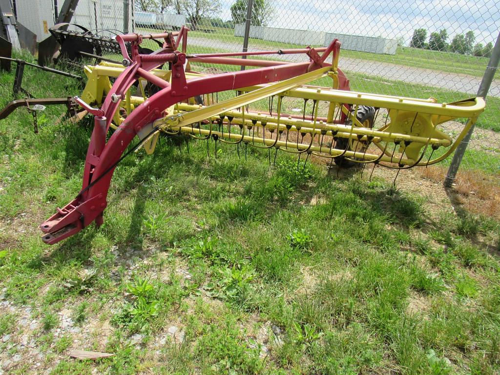 New Holland 256 Hay and Forage Hay - Rakes/Tedders for Sale | Tractor Zoom