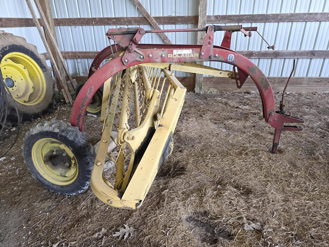 Image of New Holland 256 Image 0