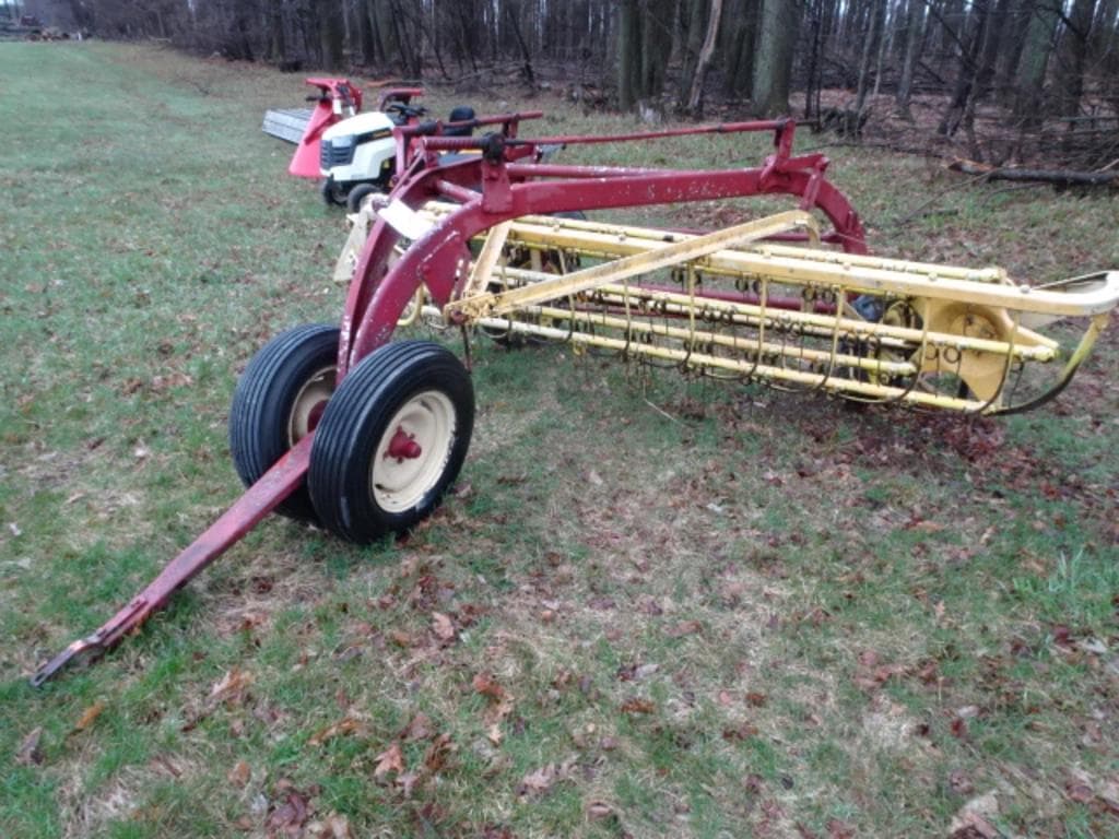 Image of New Holland 256 Primary image