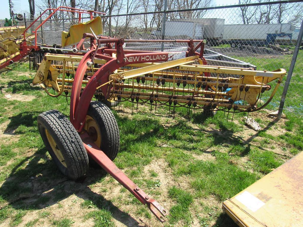 New Holland 258 Hay and Forage Hay - Rakes/Tedders for Sale | Tractor Zoom