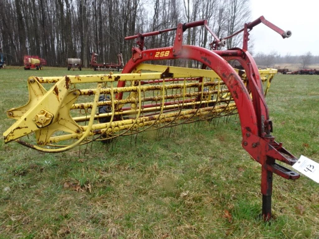 Image of New Holland 258 Primary image